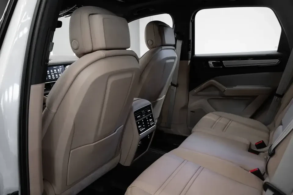 2023 Porsche 9Y0/9Y3 Cayenne - Image 14 of 20
