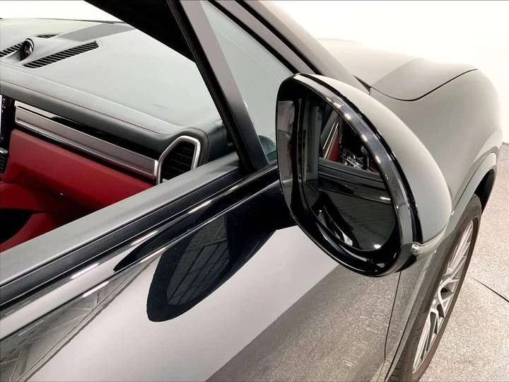 2023 Porsche 9Y0/9Y3 Cayenne - Image 14 of 17
