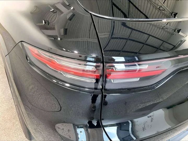 2023 Porsche 9Y0/9Y3 Cayenne - Image 12 of 17