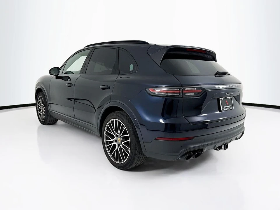 2023 Porsche 9Y0/9Y3 Cayenne - Image 3 of 12