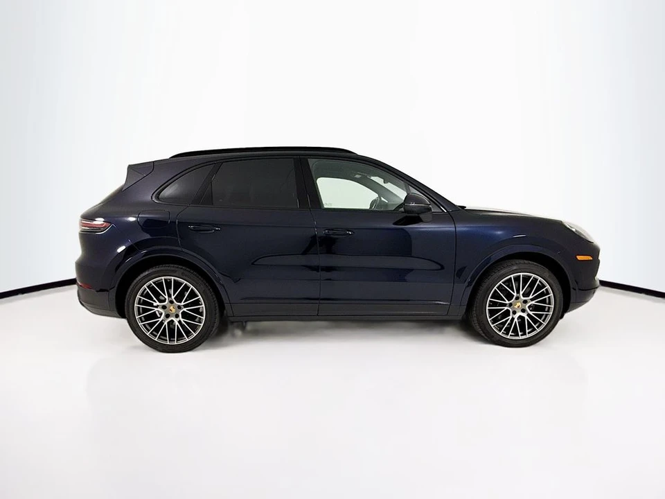 2023 Porsche 9Y0/9Y3 Cayenne - Image 8 of 12