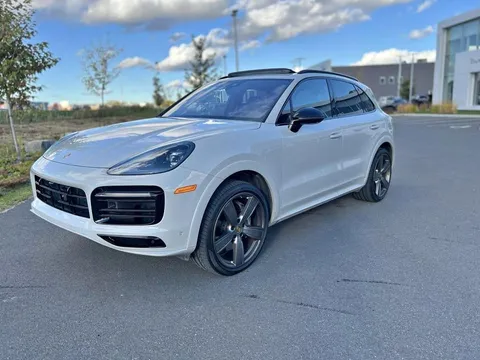 2023 Porsche Cayenne Platinum Edition