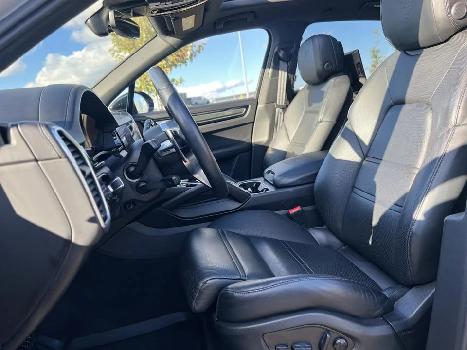 2023 Porsche 9Y0/9Y3 Cayenne - Image 16 of 20