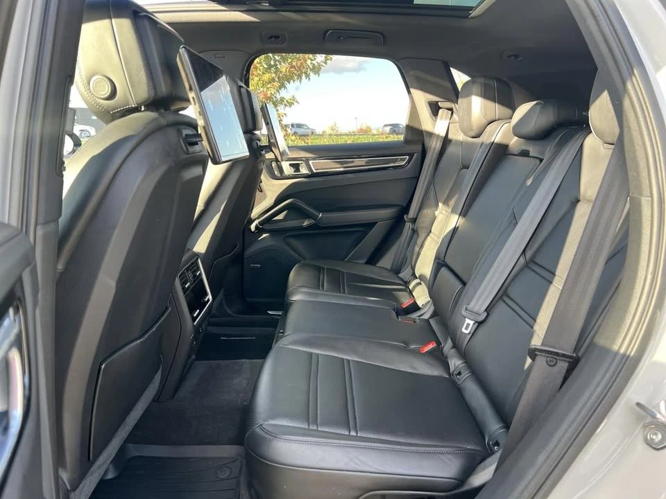 2023 Porsche 9Y0/9Y3 Cayenne - Image 9 of 20