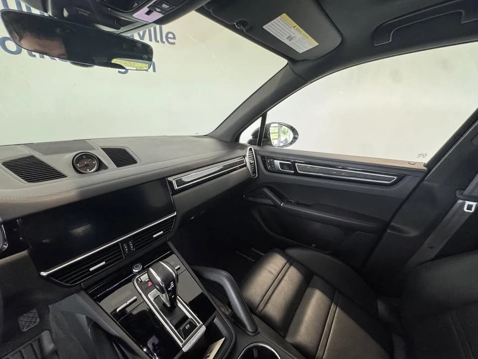 2023 Porsche 9Y0/9Y3 Cayenne - Image 16 of 16