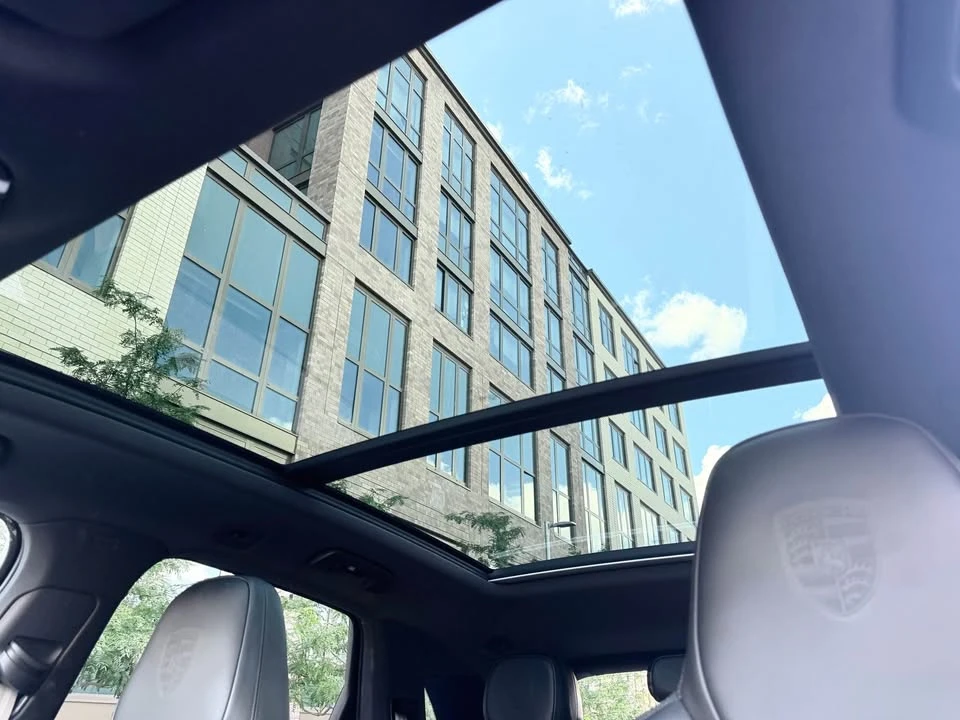 2023 Porsche 9Y0/9Y3 Cayenne - Image 9 of 9