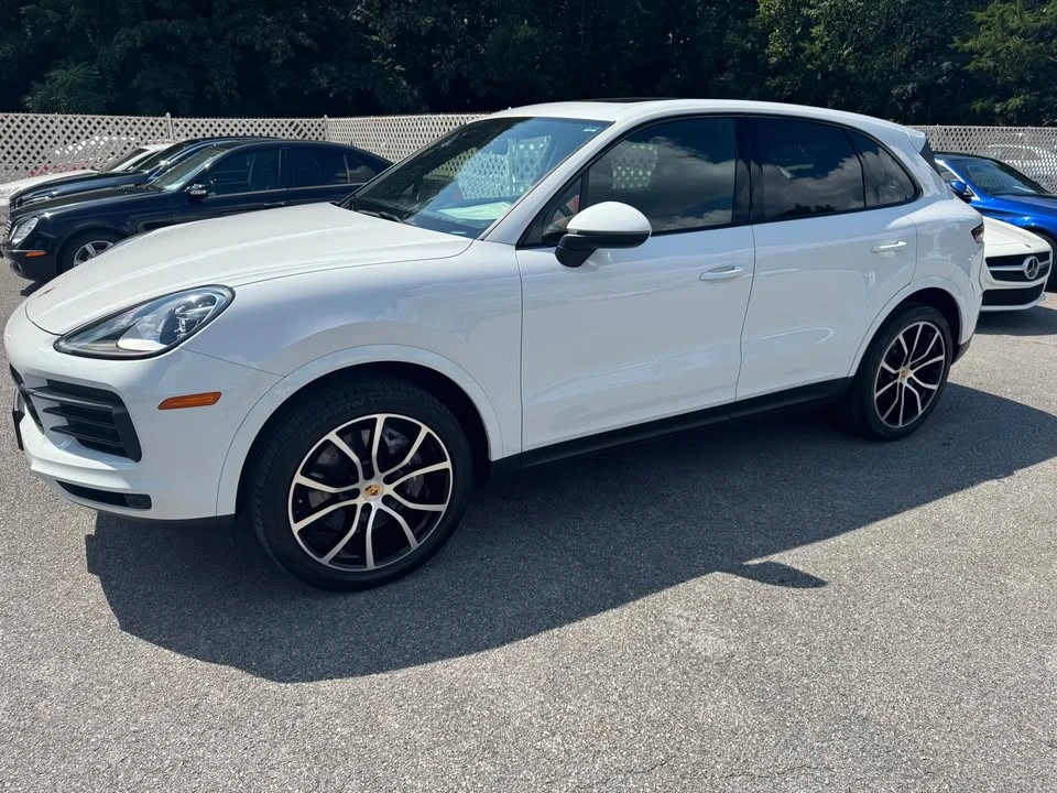 2023 Porsche 9Y0/9Y3 Cayenne - Image 2 of 7