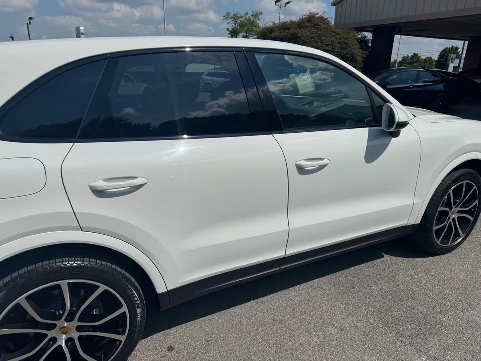 2023 Porsche 9Y0/9Y3 Cayenne - Image 6 of 7