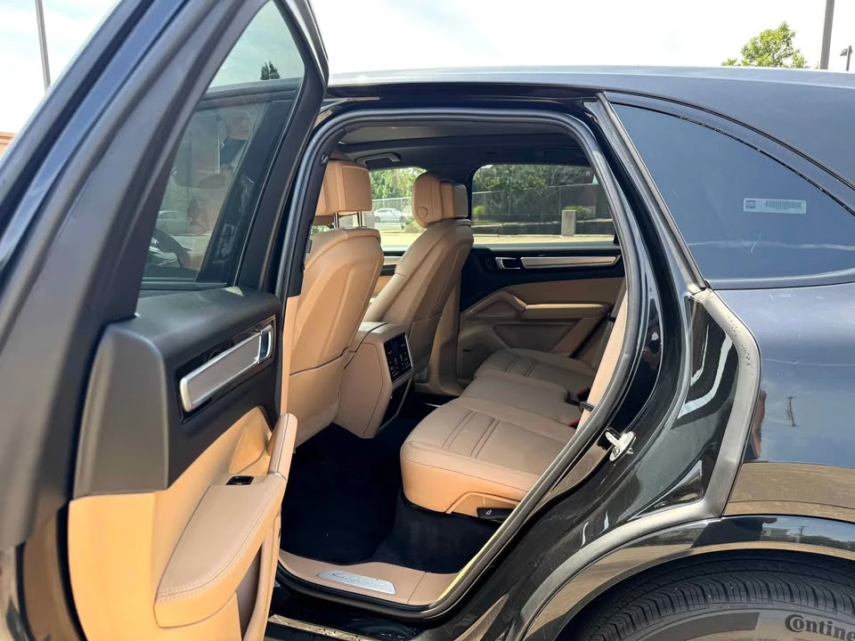 2023 Porsche 9Y0/9Y3 Cayenne - Image 10 of 18