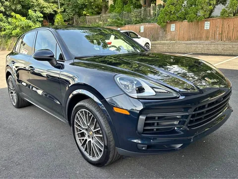 2023 Porsche Cayenne Platinum Edition Sport Utility 4D