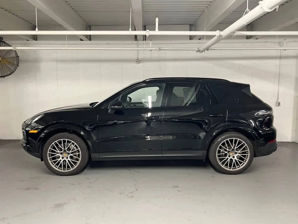 2023 Porsche 9Y0/9Y3 Cayenne - Image 2 of 5