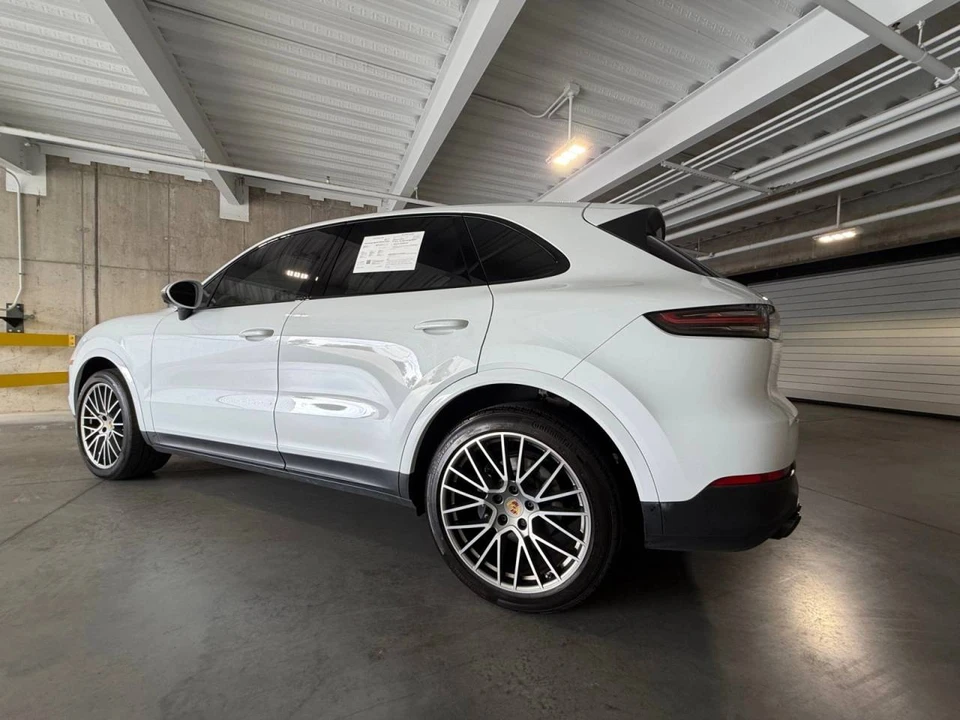 2023 Porsche 9Y0/9Y3 Cayenne - Image 3 of 5