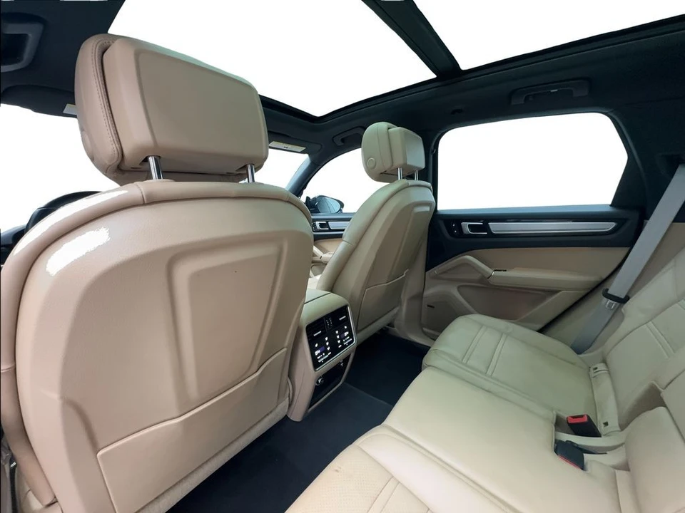 2023 Porsche 9Y0/9Y3 Cayenne - Image 25 of 31