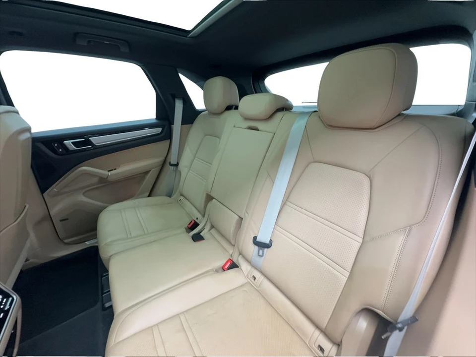 2023 Porsche 9Y0/9Y3 Cayenne - Image 26 of 31