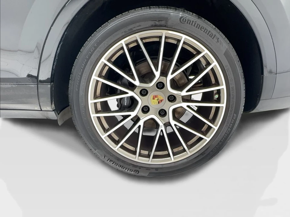 2023 Porsche 9Y0/9Y3 Cayenne - Image 13 of 31