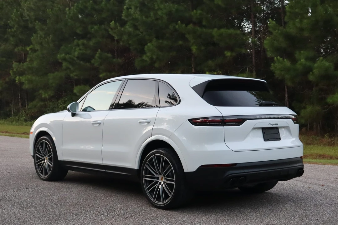 2023 Porsche 9Y0/9Y3 Cayenne - Image 4 of 31