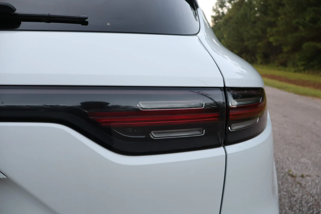2023 Porsche 9Y0/9Y3 Cayenne - Image 23 of 31