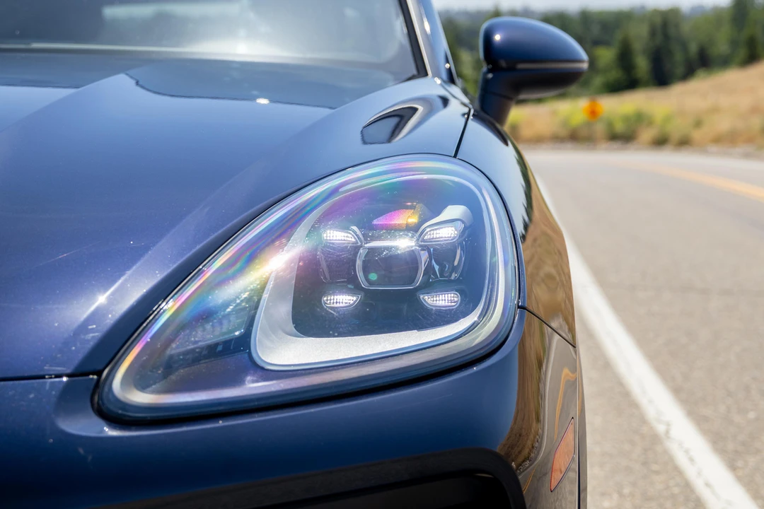 2023 Porsche 9Y0/9Y3 Cayenne - Image 21 of 21