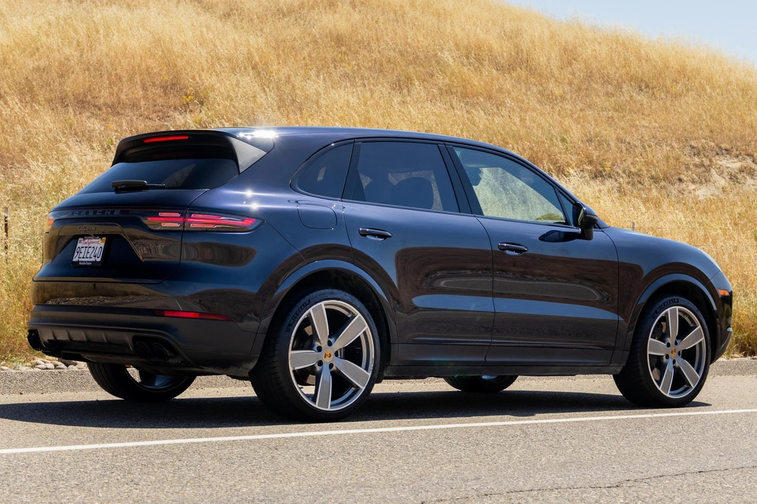 2023 Porsche 9Y0/9Y3 Cayenne - Image 4 of 21