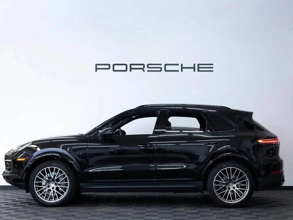 2023 Porsche 9Y0/9Y3 Cayenne - Image 2 of 5