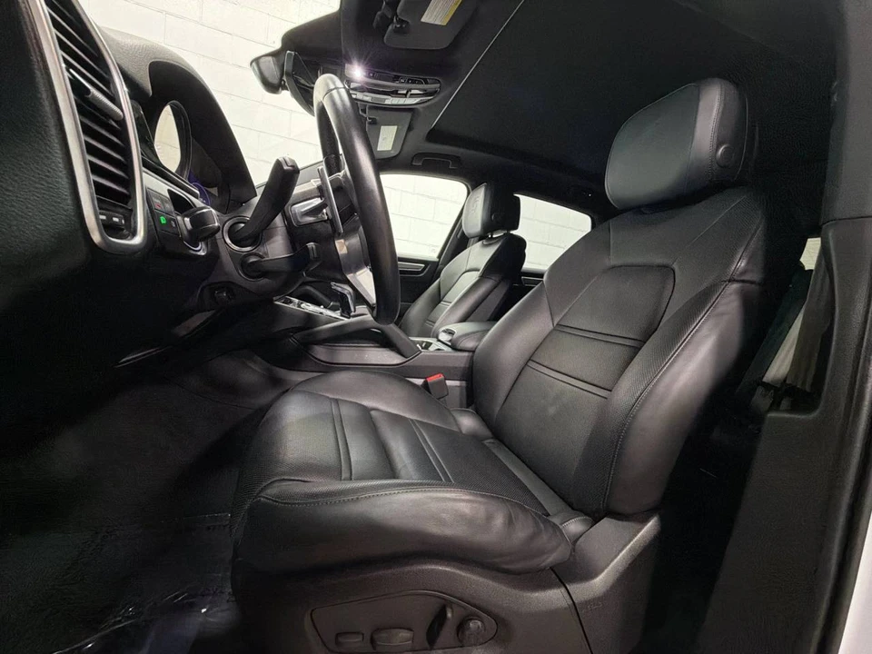 2023 Porsche 9Y0/9Y3 Cayenne - Image 5 of 5