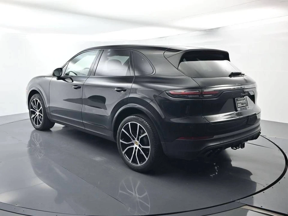 2023 Porsche 9Y0/9Y3 Cayenne - Image 3 of 5