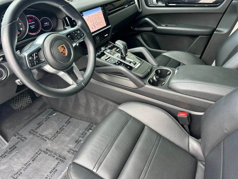 2023 Porsche 9Y0/9Y3 Cayenne - Image 4 of 5