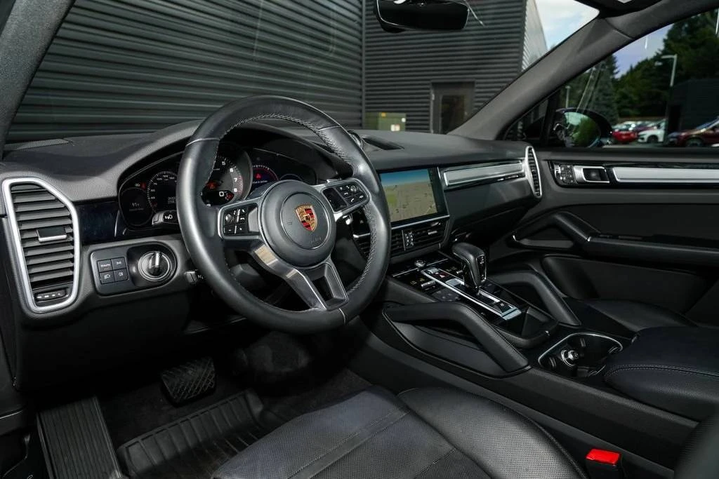 2023 Porsche 9Y0/9Y3 Cayenne - Image 4 of 5