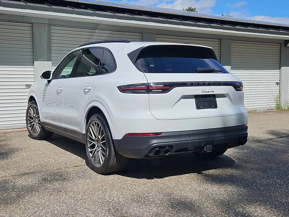 2023 Porsche 9Y0/9Y3 Cayenne - Image 3 of 5