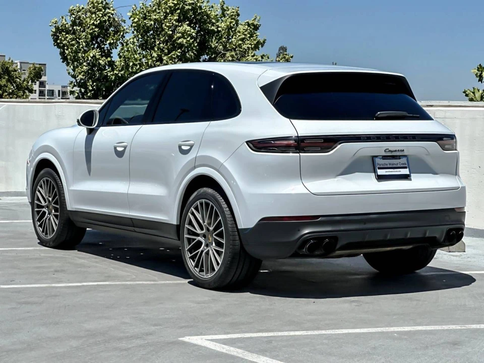 2023 Porsche 9Y0/9Y3 Cayenne - Image 3 of 5