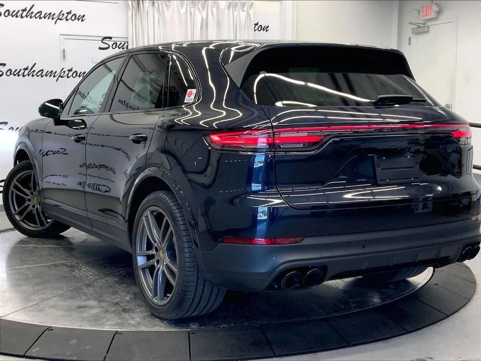 2023 Porsche 9Y0/9Y3 Cayenne - Image 3 of 5
