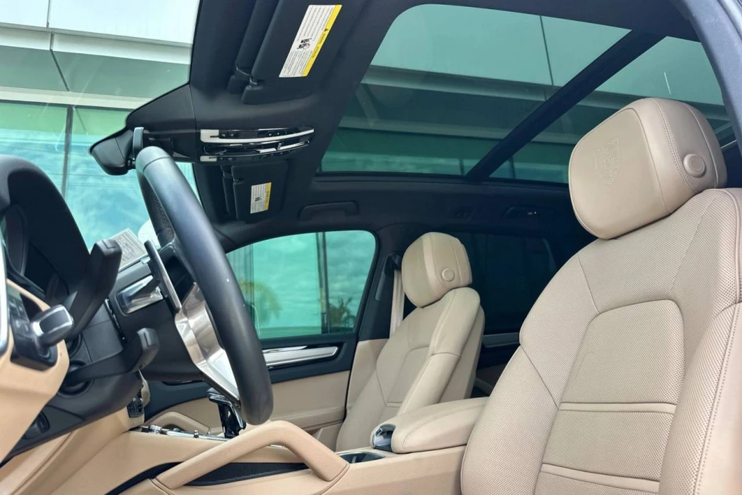 2023 Porsche 9Y0/9Y3 Cayenne - Image 5 of 5