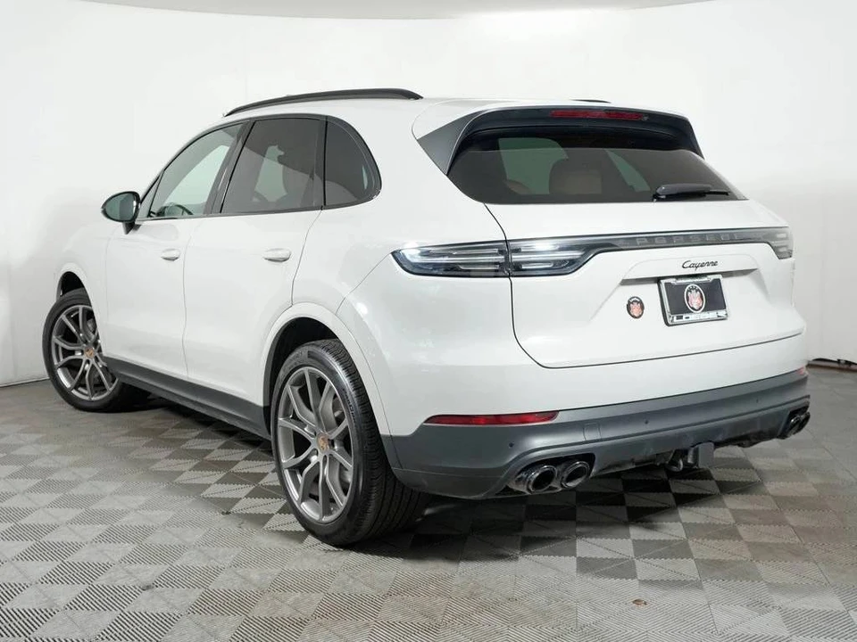 2023 Porsche 9Y0/9Y3 Cayenne - Image 3 of 5