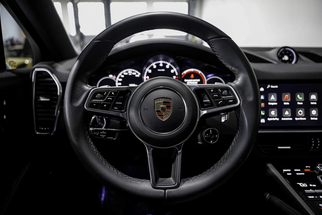 2023 Porsche 9Y0/9Y3 Cayenne - Image 10 of 12
