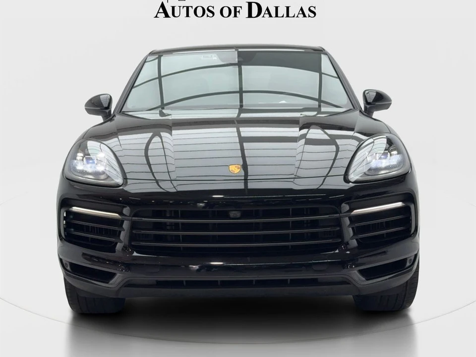 2023 Porsche - Image 2 of 31