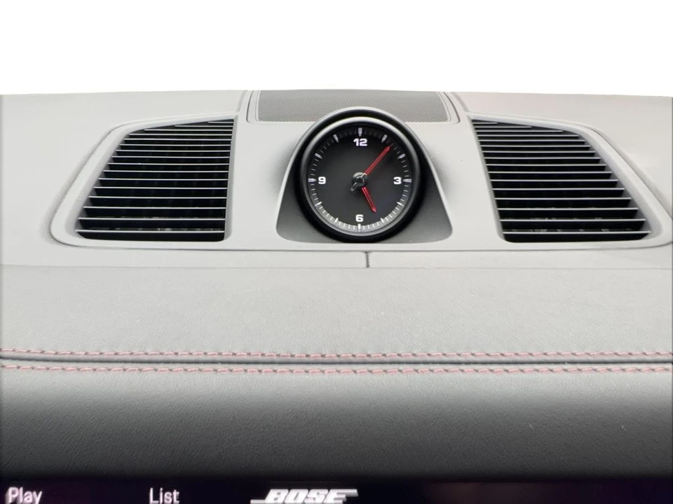 2023 Porsche - Image 30 of 31