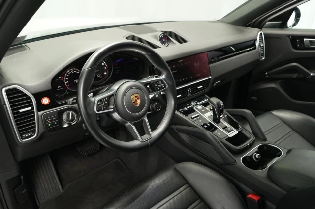2023 Porsche 9Y0/9Y3 Cayenne - Image 27 of 31