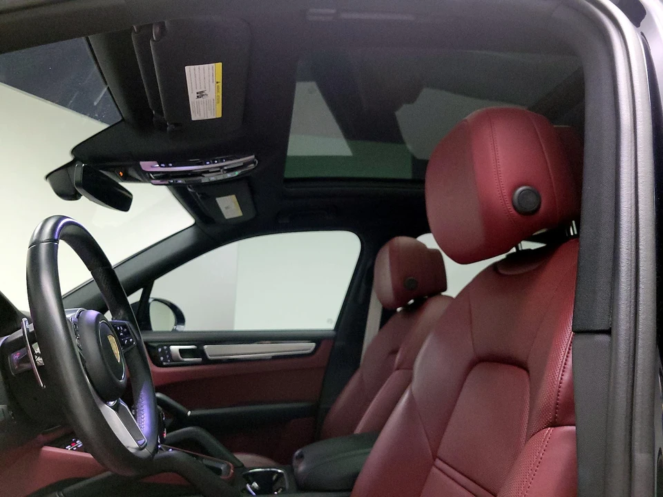 2023 Porsche 9Y0/9Y3 Cayenne - Image 18 of 25