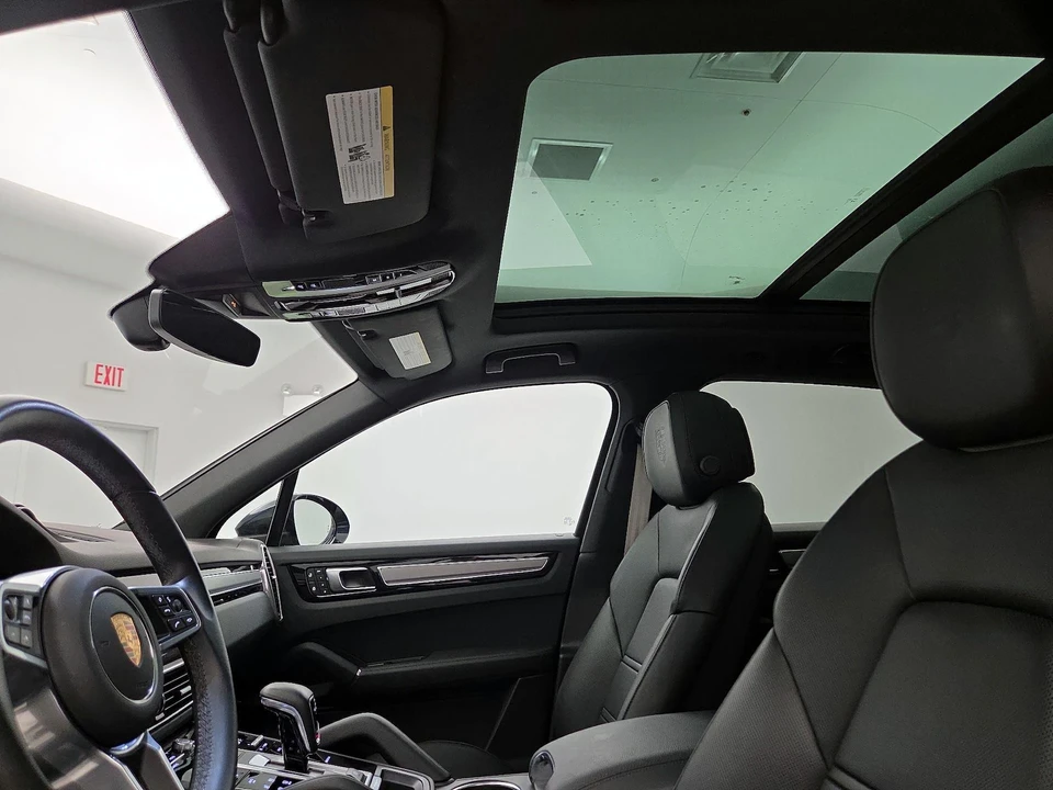 2023 Porsche 9Y0/9Y3 Cayenne - Image 21 of 28