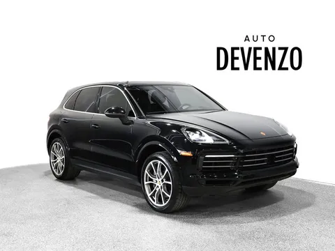 2023 Porsche Cayenne Premium Package