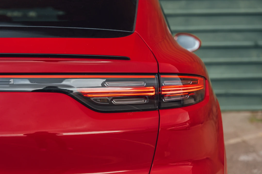 2023 Porsche 9Y0/9Y3 Cayenne S - Image 28 of 31