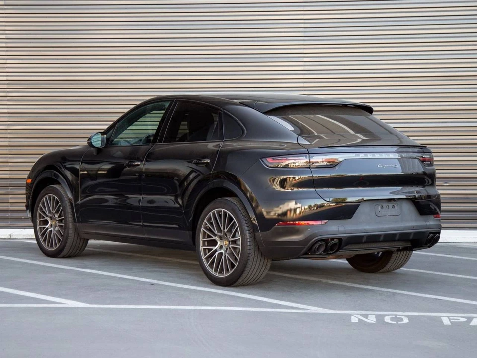 2023 Porsche 9Y0/9Y3 Cayenne Coupe - Image 3 of 5
