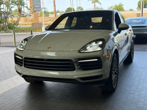 2023 Porsche Cayenne S Coupe Platinum Edition