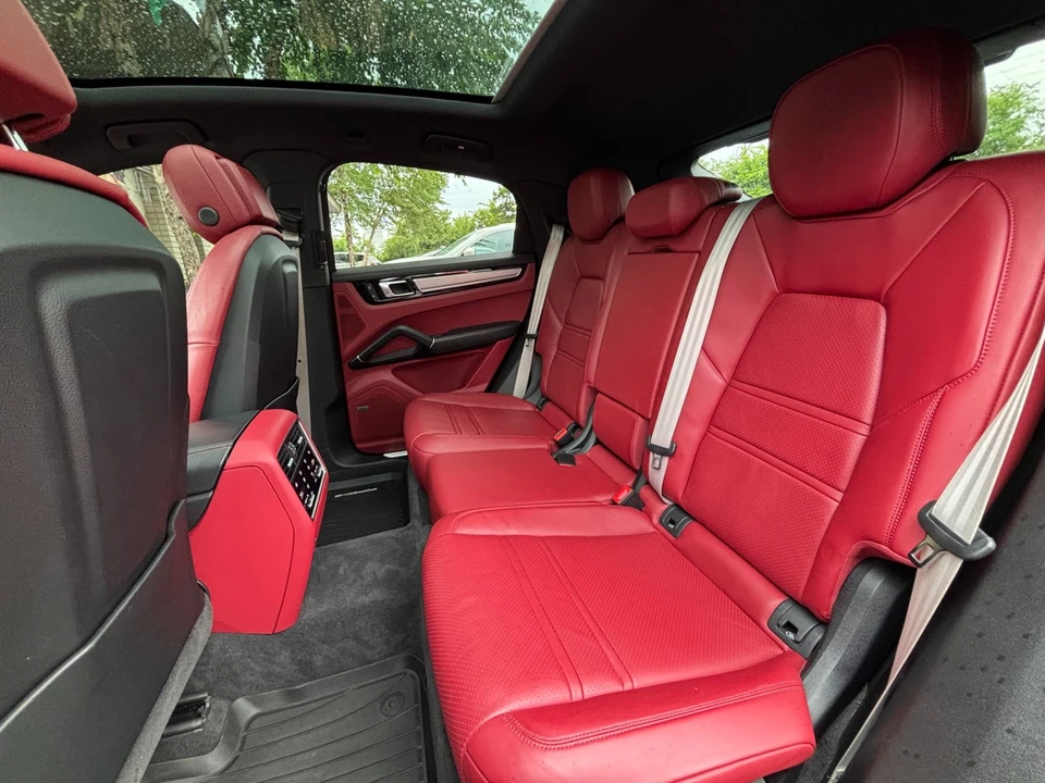 2023 Porsche 9Y0/9Y3 Cayenne Coupe - Image 25 of 31