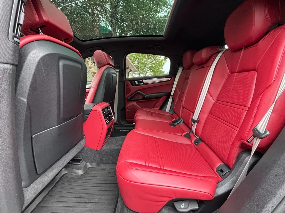 2023 Porsche 9Y0/9Y3 Cayenne Coupe - Image 23 of 31