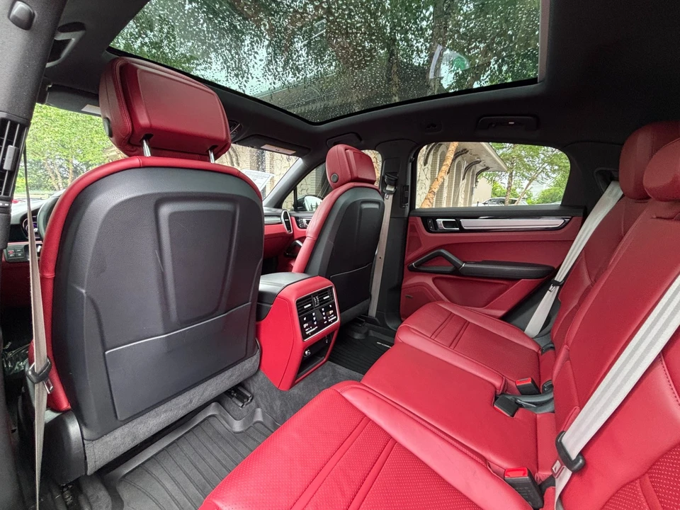 2023 Porsche 9Y0/9Y3 Cayenne Coupe - Image 24 of 31