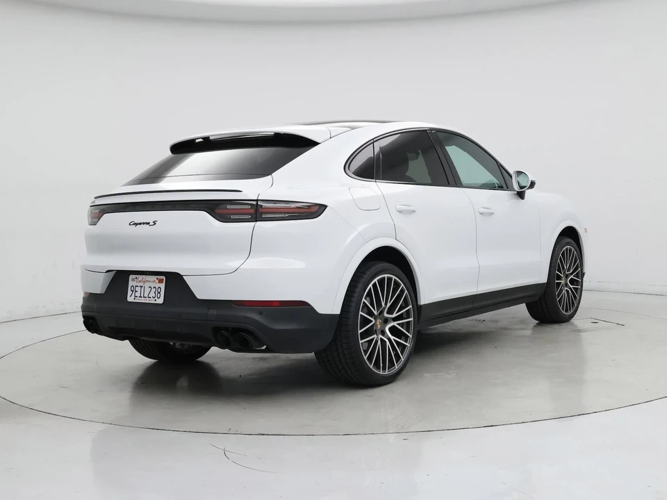 2023 Porsche 9Y0/9Y3 Cayenne Coupe - Image 9 of 28