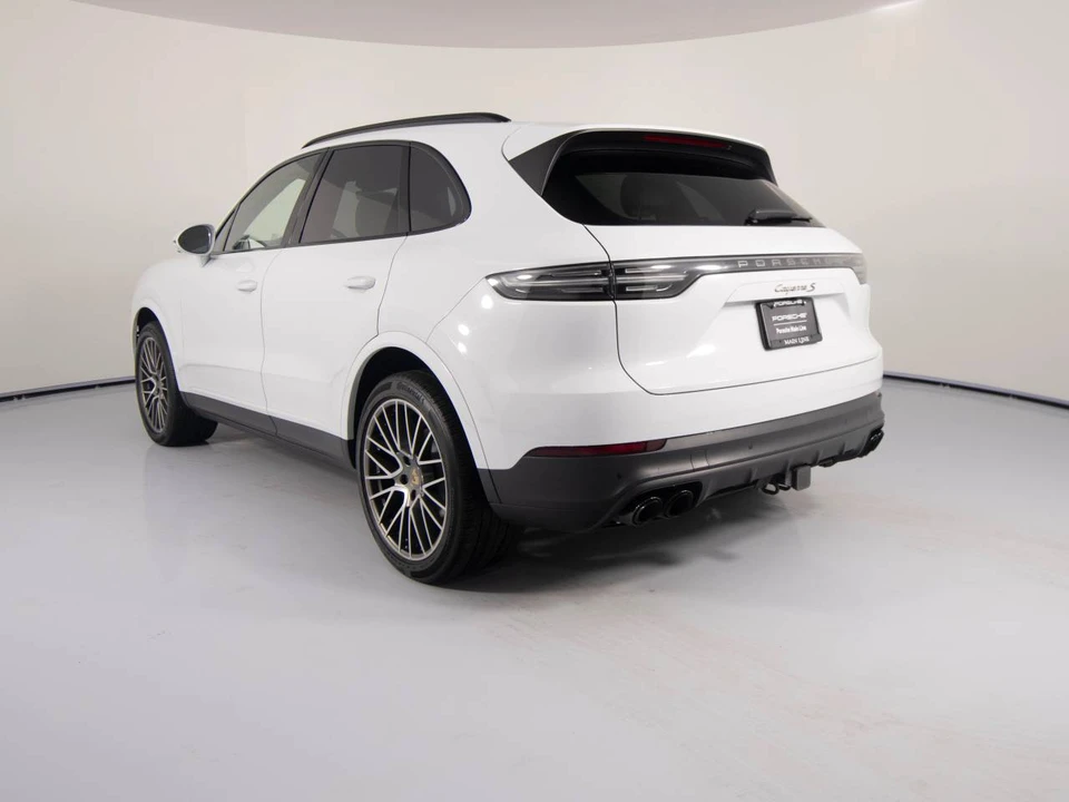 2023 Porsche 9Y0/9Y3 Cayenne S - Image 3 of 5