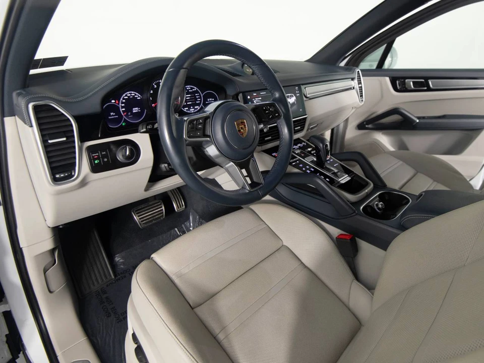 2023 Porsche 9Y0/9Y3 Cayenne S - Image 4 of 5