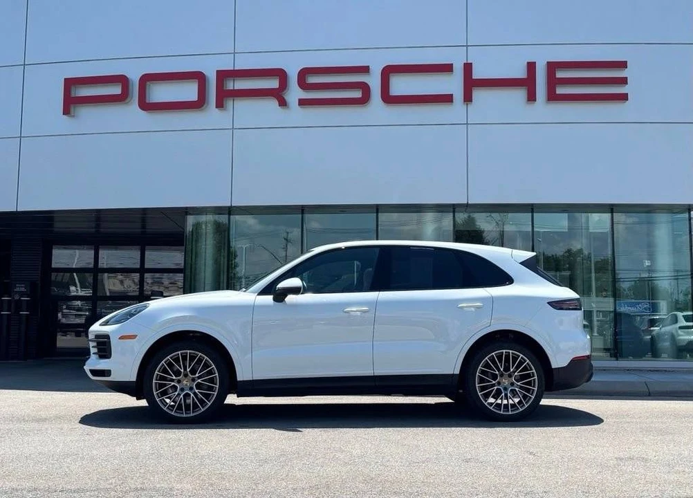 2023 Porsche 9Y0/9Y3 Cayenne S - Image 2 of 5